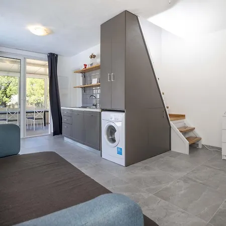 Σπίτι διακοπών Baras Garden - House With Pool *